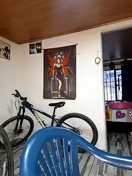 Snapshot of Selket11 chatting on February 5, 2025, 10:55 pm Selket11 online show from February 5, 2025, 10:55 pm