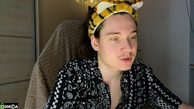 MoreRealAlex online show from February 6, 2026, 10:29 am