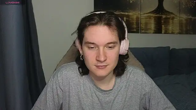 MoreRealAlex online show from July 6, 2026, 2:36 pm