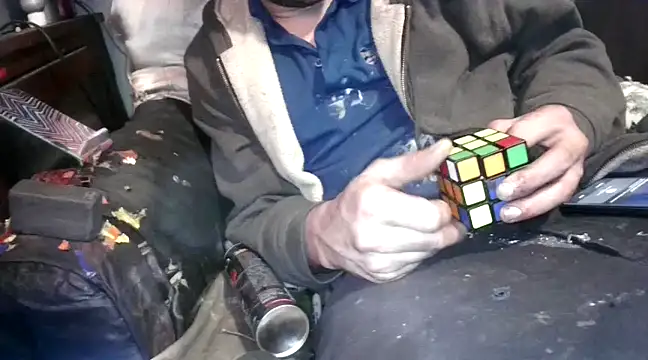 Snapshot of robeaulieu02 chatting on January 5, 2025, 5:09 am robeaulieu02 online show from January 5, 2025, 5:09 am