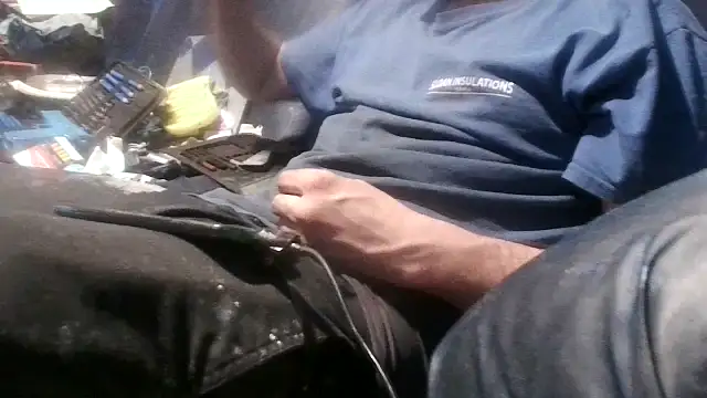 Snapshot of robeaulieu02 chatting on March 11, 2025, 1:48 am robeaulieu02 online show from March 11, 2025, 1:48 am