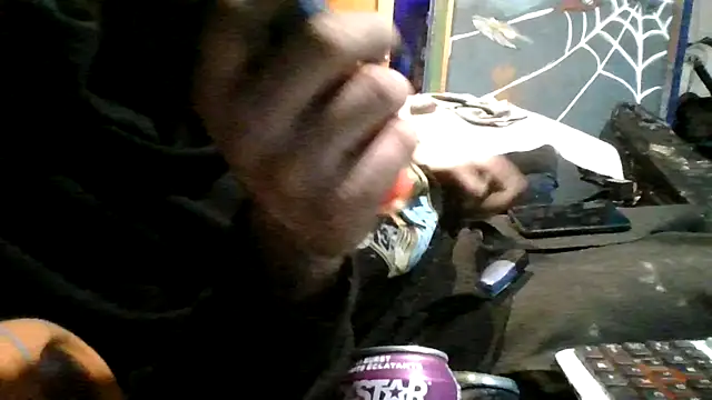 Snapshot of robeaulieu02 chatting on November 21, 2025, 5:06 am robeaulieu02 online show from November 21, 2025, 5:06 am