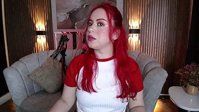 Naty slavedoll online show from June 5, 2026, 7:19 pm