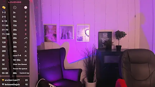 BellaTorne  online show from February 19, 2025, 7:05 pm