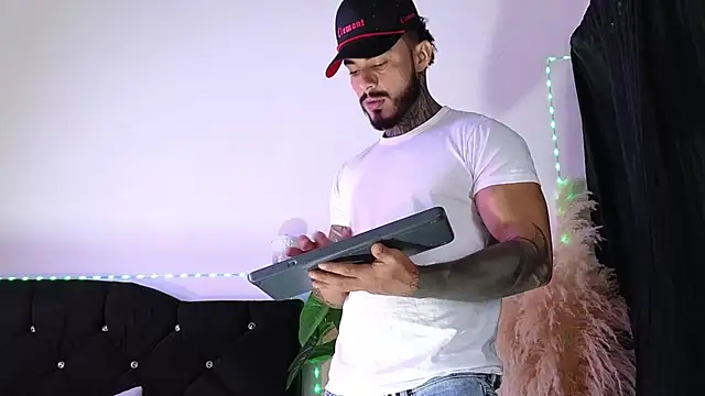 john cartter1 online show from February 5, 2026, 12:21 pm