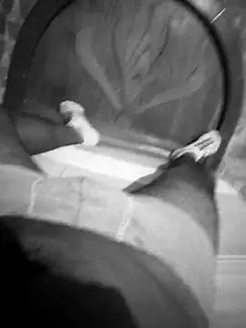 Snapshot of Dnick2 chatting on February 13, 2025, 6:41 am Dnick2 online show from February 13, 2025, 6:41 am