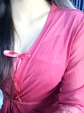 Snapshot of _Linez_ chatting on November 4, 2025, 3:22 pm Linez online show from November 4, 2025, 3:22 pm