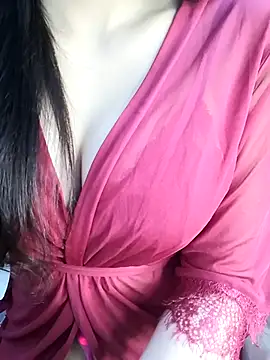 Snapshot of _Linez_ chatting on November 29, 2025, 5:16 pm Linez online show from November 29, 2025, 5:16 pm