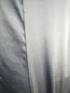 Snapshot of _Linez_ chatting on December 2, 2025, 5:08 pm Linez online show from December 2, 2025, 5:08 pm