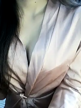 Snapshot of _Linez_ chatting on January 6, 2026, 4:54 pm Linez online show from January 6, 2026, 4:54 pm