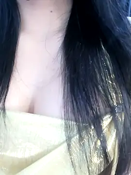 Snapshot of _Linez_ chatting on March 8, 2026, 7:06 pm Linez online show from March 8, 2026, 7:06 pm