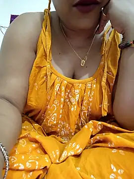 Snapshot of Nancy-22 chatting on February 14, 2026, 11:29 am Nancy-22 online show from February 14, 2026, 11:29 am