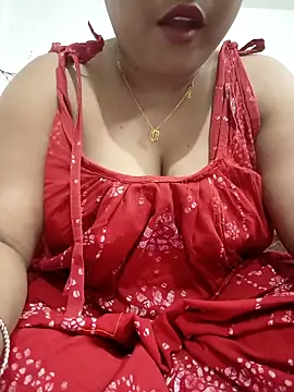 Snapshot of Nancy-22 chatting on February 19, 2026, 1:40 pm Nancy-22 online show from February 19, 2026, 1:40 pm