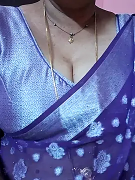ananya956 online show from April 26, 2026, 12:14 pm