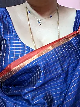 ananya956 online show from May 18, 2026, 2:12 pm