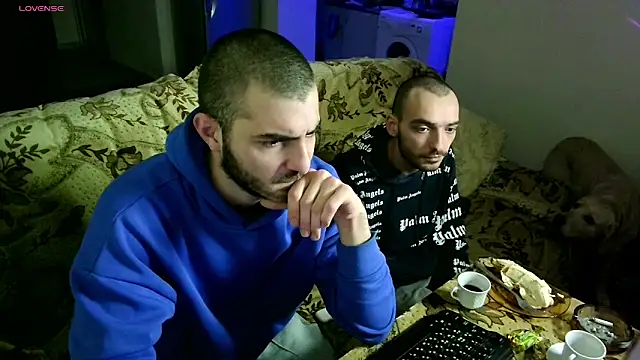 Snapshot of Barney_Tedd chatting on January 2, 2025, 2:46 pm Barney Tedd online show from January 2, 2025, 2:46 pm