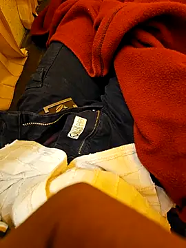 walterhssyc7 online show from December 20, 2025, 1:51 pm