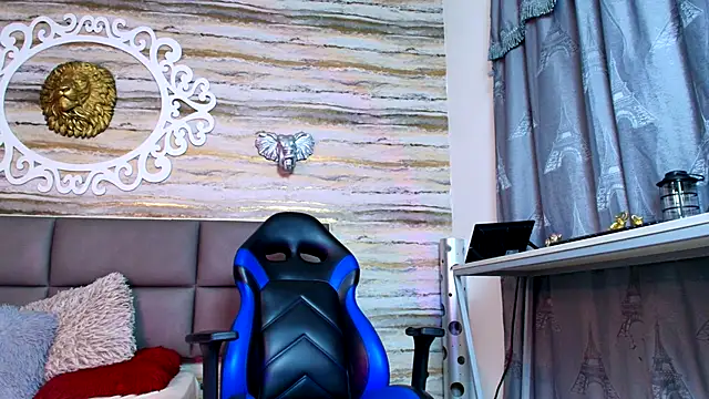 Bella salvatore online show from October 4, 2025, 2:15 pm