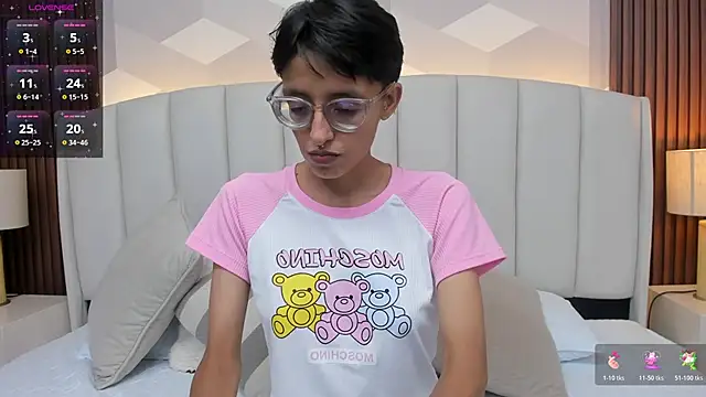 Marge lasander online show from December 17, 2025, 1:33 am