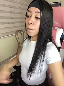 Starliee   online show from March 4, 2025, 11:54 pm