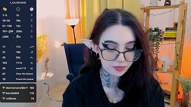 Dixi Pixi  online show from February 8, 2025, 11:44 am