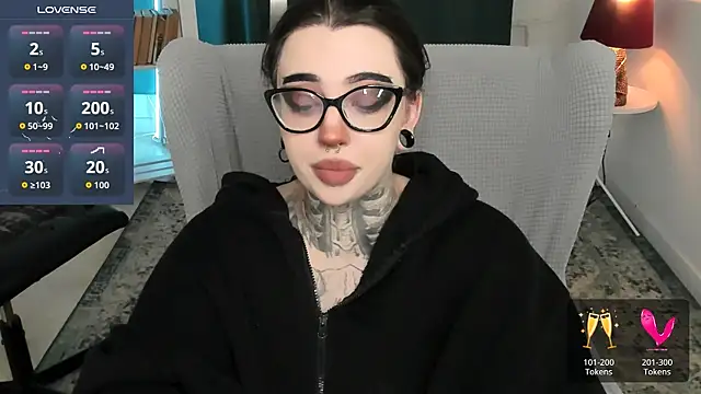 Snapshot of Dixi_Pixi_ chatting on July 16, 2026, 10:21 am Dixi Pixi online show from July 16, 2026, 10:21 am