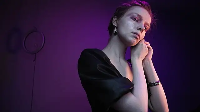 ginger hugs online show from February 23, 2026, 10:07 pm