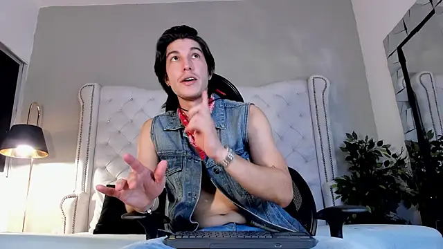 Karimferrer online show from November 14, 2025, 8:40 pm