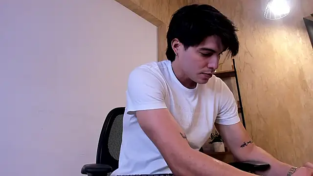 Karimferrer online show from February 7, 2026, 7:39 pm