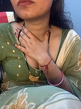 Spicy sari girl online show from March 1, 2025, 11:26 pm