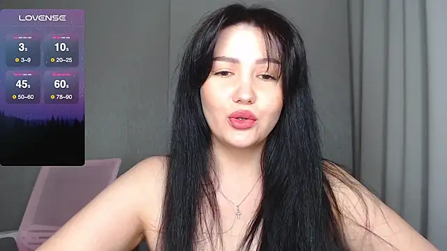 AlexaCruze online show from November 9, 2025, 7:01 pm