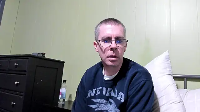 Snapshot of ImportantEquator0 chatting on October 31, 2025, 1:01 pm ImportantEquator0 online show from October 31, 2025, 1:01 pm