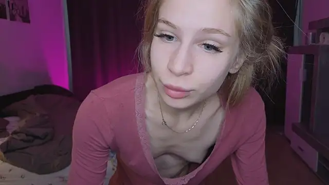 Elis Fox online show from March 22, 2026, 11:02 am