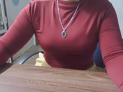 Snapshot of MaiHuong77 chatting on October 23, 2025, 12:37 pm MaiHuong77 online show from October 23, 2025, 12:37 pm