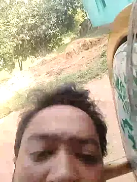 Snapshot of Young_couple143 chatting on October 26, 2025, 8:20 am Young couple143 online show from October 26, 2025, 8:20 am