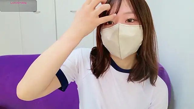 sara-a-jp online show from February 10, 2026, 2:48 am