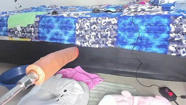 Pauliny23sex online show from February 27, 2026, 7:14 pm