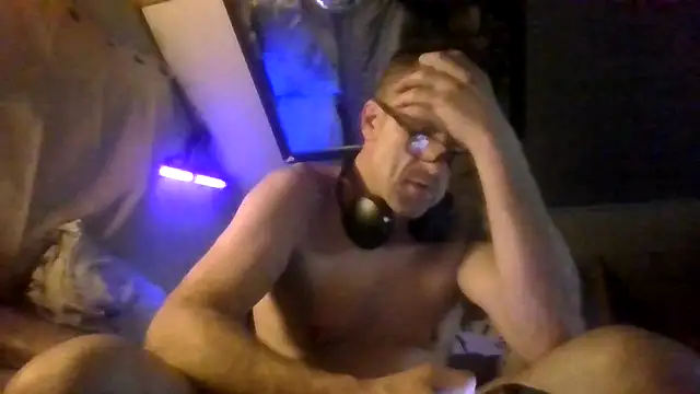 Manwhorxxlcock online show from November 11, 2025, 2:55 am