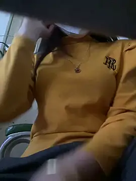 Tuongvy05 online show from December 20, 2024, 5:47 am