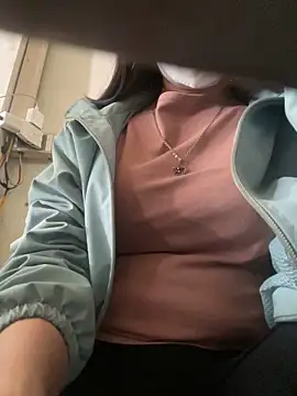 Tuongvy05 online show from December 25, 2024, 7:46 am