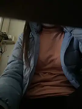 Snapshot of Tuongvy05 chatting on February 11, 2026, 8:08 am Tuongvy05 online show from February 11, 2026, 8:08 am