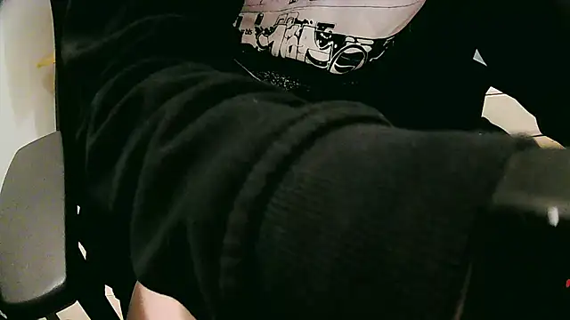 skinnyandthick online show from March 2, 2025, 6:40 pm