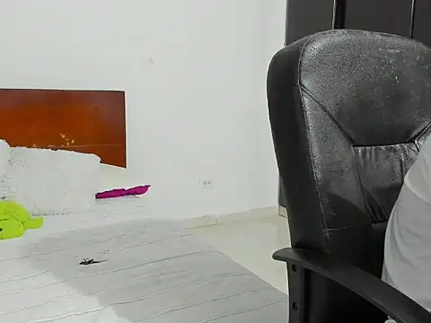 Chandler ken online show from October 29, 2025, 1:08 am