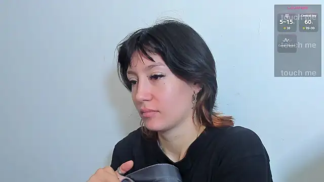 lizzy davis 1 online show from March 2, 2026, 4:14 am