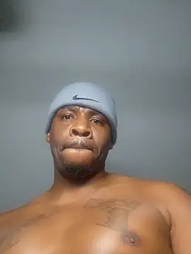 007Giovani online show from April 13, 2026, 1:38 pm