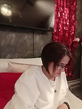 IsisBlake online show from November 21, 2025, 12:48 pm