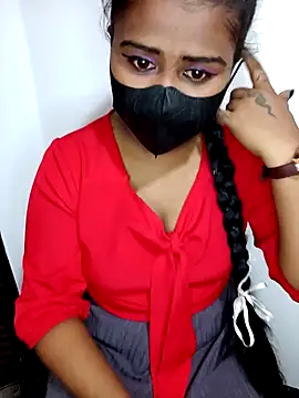 Snapshot of Sexy--queen1 chatting on January 21, 2025, 9:35 am Sexy--queen1 online show from January 21, 2025, 9:35 am