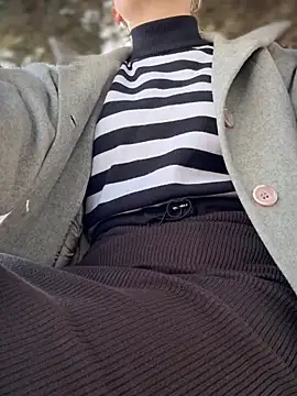 Crazy-Rosa online show from February 19, 2026, 5:25 am