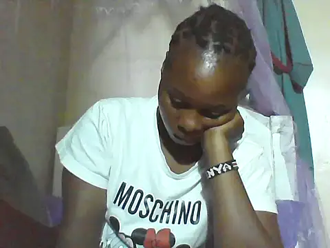 EBONYVANILLA02 online show from January 15, 2026, 2:21 pm