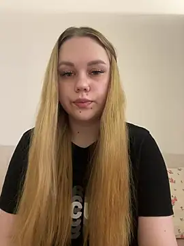 Marylallka5 online show from June 30, 2026, 8:10 pm